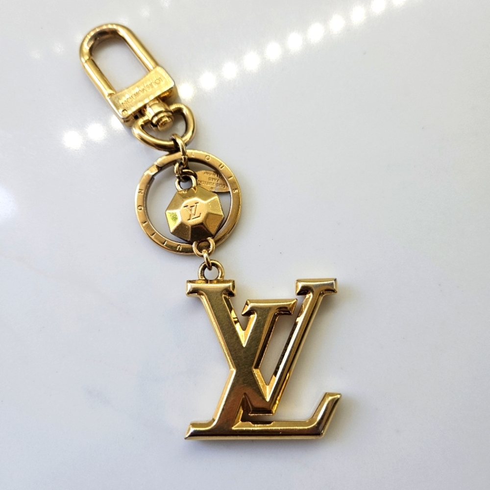 Louis Vuitton Facettes Bag charm & Key Chain